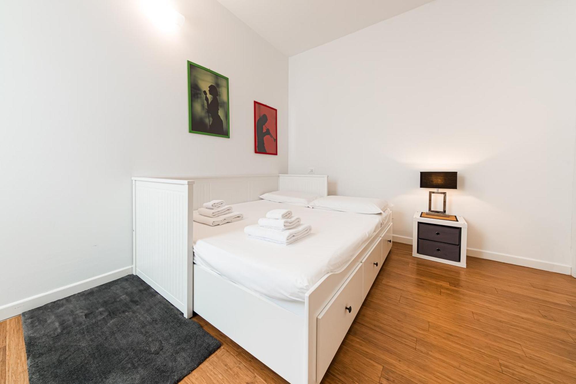 Nettuno Apartment - Private Garden In Bologna Center Dış mekan fotoğraf