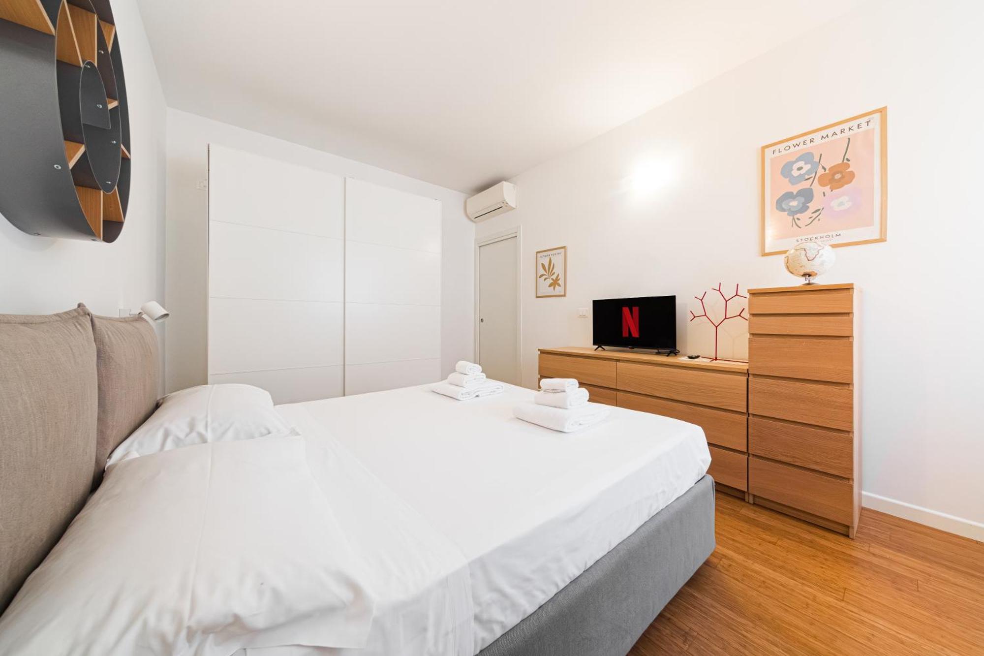 Nettuno Apartment - Private Garden In Bologna Center Dış mekan fotoğraf